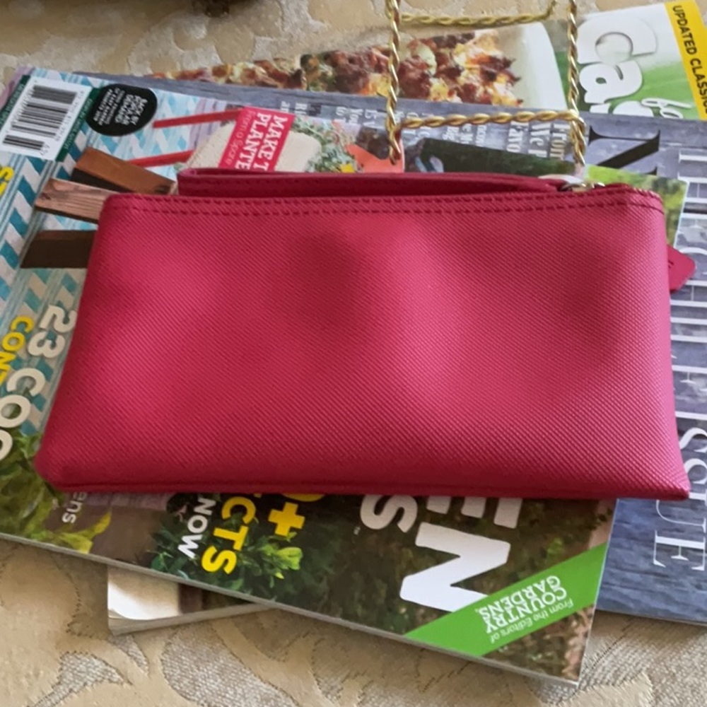 Lacoste Women's NF0390PO Wristlet Handbag EUC - Picture 9 of 12